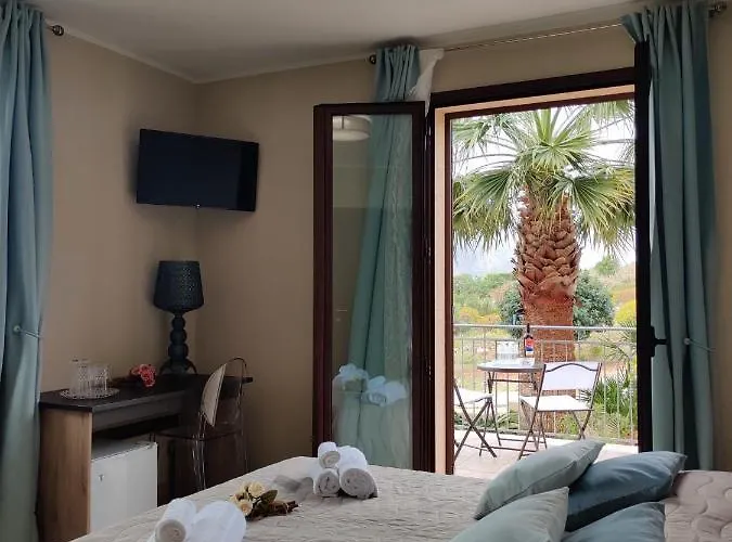 Raggi Di Sole فندق مبيت وإفطار كوستوناتشي
