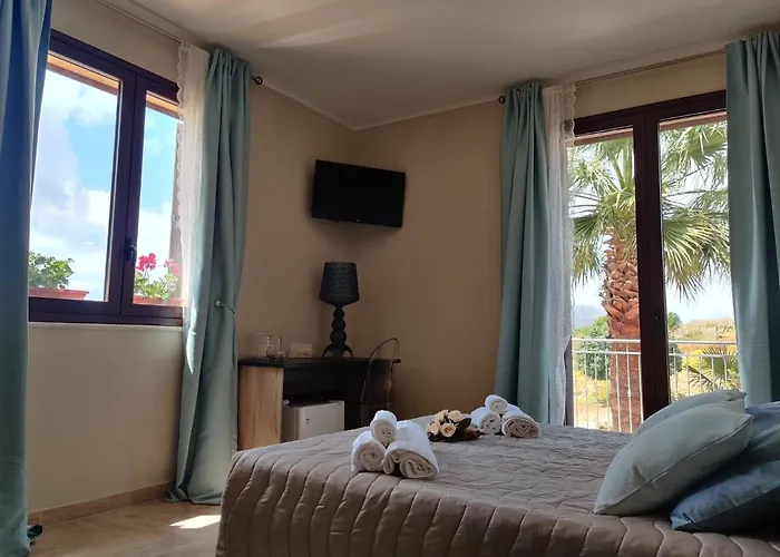 فندق مبيت وإفطار Raggi Di Sole 3*