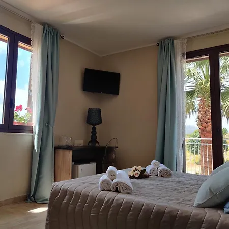 Bed & Breakfast Raggi Di Sole 3*